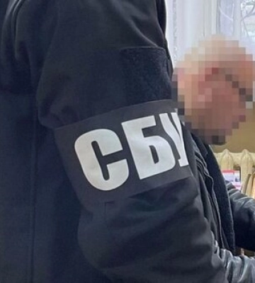 СБУ задержала предателя, помогавшего россиянам строить блокпосты на оккупированной части Харьковщины. ФОТО
