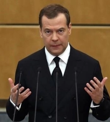 Медведев ответил на отказ Украины от &quot;перемирия&quot;