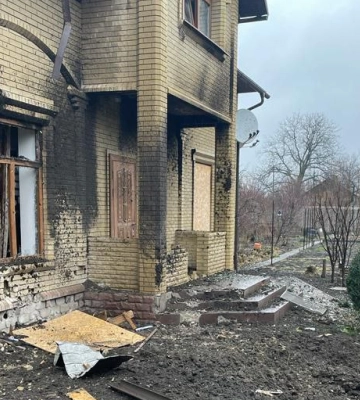 Курахове потрапило під обстріл, є поранений