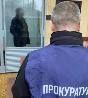 Малював листівки для військ рф: художник з Харківщини проведе 10 років за ґратами
