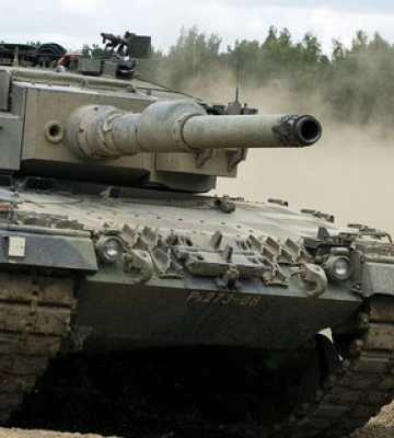 Польща розглядає передачу Україні своїх танків Leopard — WSJ