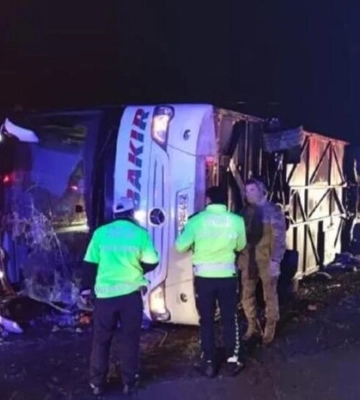 У Туреччині перекинувся автобус: є загиблі та десятки постраждалих 