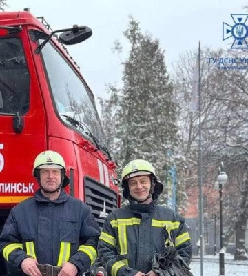 Волинські рятувальники, які витягнули з крижаної води дітей, – знову в строю 