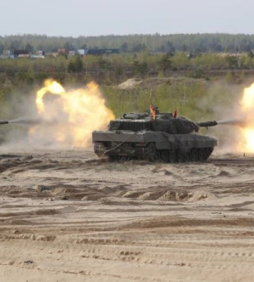 Варшава не буде самостійно передавати танки Києву, - Моравецький