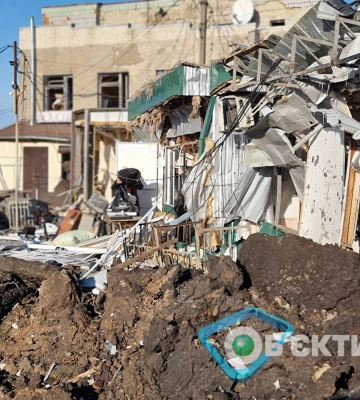 В результате удара РФ по рынку в Харьковской области погибла женщина — глава ОВА
