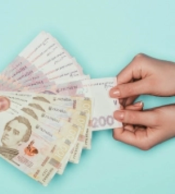 Директорку луцького комунального підприємства оштрафували за виписану собі премію