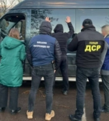 На Закарпатті трьох мукачівців підозрюють у незаконному переправленні військовозобов’язаних до Угорщини