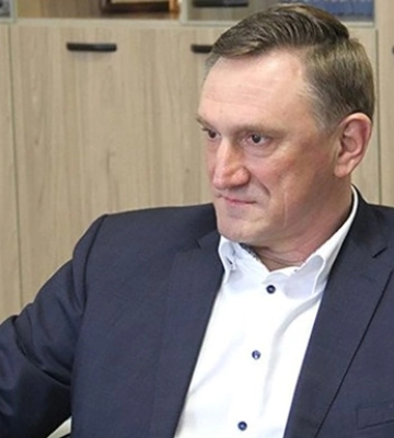 Нардеп із російським паспортом вирішив скласти повноваження Нардеп із російським паспортом вирішив скласти повноваження