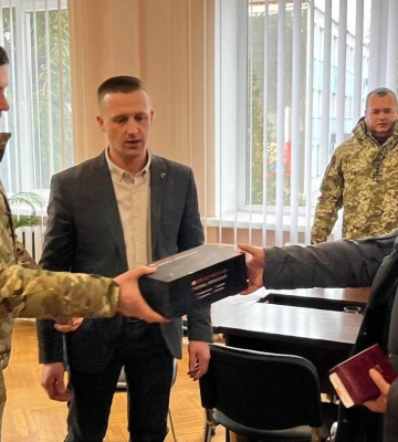 Мама загиблого Героя з Рівненщини придбала за державні виплати тепловізор