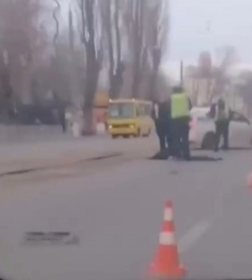 У Дніпрі на пішохідному переході на смерть збили жінку (Відео)