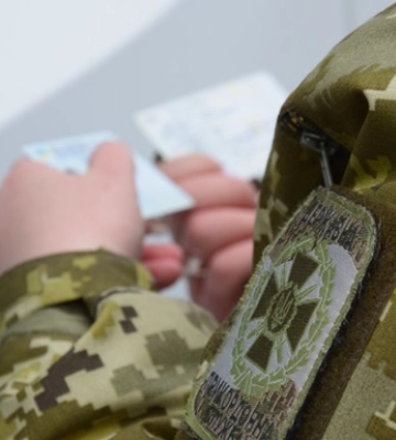 Шанувальницю окупантів затримали за спроби втечі до Польщі