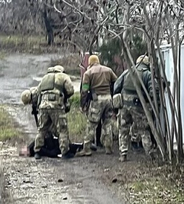 Мужчину, который помогал оккупантам вывозить украинское зерно в Россию, задержан на Харьковщине, - СБУ. ФОТОрепортаж