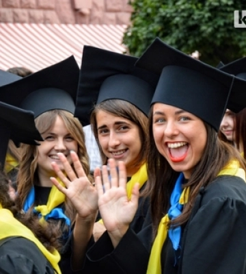Студенти ВНУ стали більше цікавитися політикою, але досі не довіряють ЗМІ (СОЦІОЛОГІЯ)