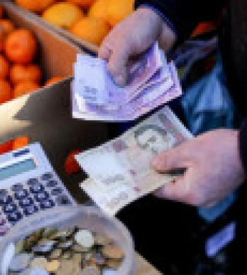 Продукти за рік подорожчали більше ніж на третину. Яйця та фрукти - на понад 70%
