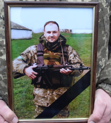 Залишилася маленька донечка: на Волині попрощалися з загиблим воїном Дмитром Дем’янчуком (Фото)