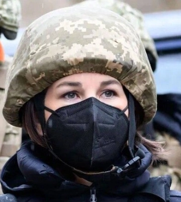 Глава МИД Германии Бербок прибыла в Харьков — СМИ