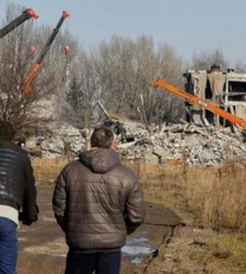 Сотни тел вывозили 12-ю КамАЗами: новые подробности удара ВСУ по Макеевке, видео