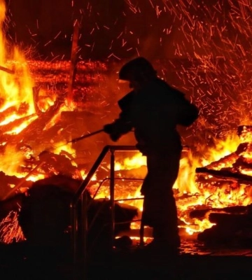 Під Одесою через пожежу загинули жінка і троє дітей
