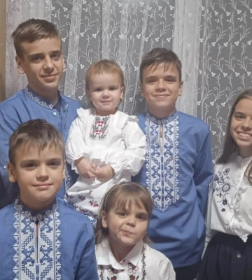 На Волині діти полеглого військового наколядували дві тисячі гривень на ЗСУ