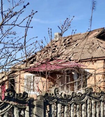 Росіяни обстріляли Марганець на Нікопольщині: одну людину поранено. ФОТОрепортаж