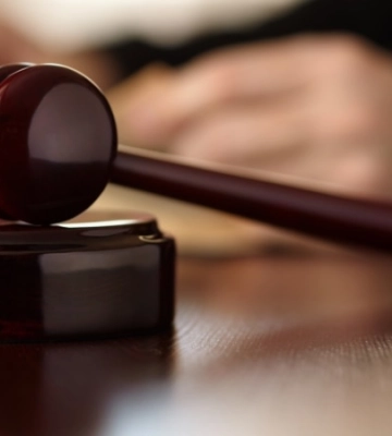 Двох суддів із Криму заочно засудили до 12 і 13 років тюрми за держзраду – прокуратура АРК