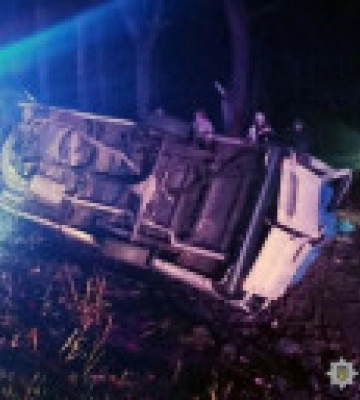 Рейсовый автобус перевернулся в Хмельницкой области, среди 9 пострадавших ребенок