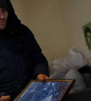 У зруйнованому будинку досі осколки ракет: історія киянина, у якого росіяни вбили дружину