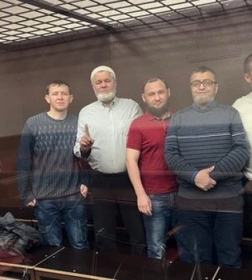 Російський суд засудив ще п’ятьох кримських татар до 13 років колонії