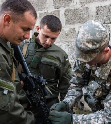Сьогодні на полігоні на околиці Чернігова проводитимуться стрільби в темний час доби, мешканців закликають зберігати спокій