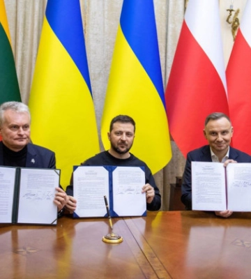 Лідери Литви та Польщі без публічних анонсів прибули до Львова та підписали декларацію президентів Люблінського трикутника