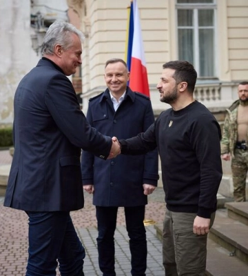 Зеленський у Львові зустрівся з Дудою та Наусєдою