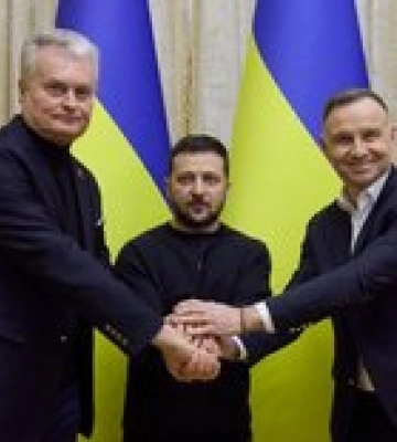 Зеленский: Ускорение вступления Украины в НАТО обсуждали в рамках Люблинского треугольника