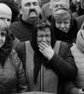 Місяць не дожив до 35: у Луцькій громаді провели в останню дорогу Героя Євгена Марчука