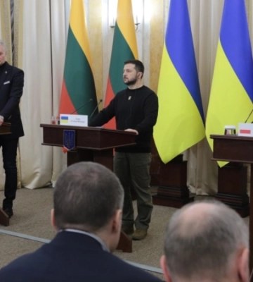 Танки і системи ППО: Дуда й Науседа анонсували нову допомогу Україні на зустрічі у Львові