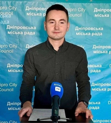 В Днепре запускают перевыпуск ученических: когда и как получить документ