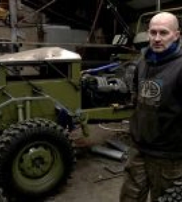 На Буковині налагодили виробництво малогабаритних вантажівок для ЗСУ. Відео