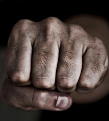 У Черкасах 50-річну жінку забили на смерть, підозрюваний сам викликав поліцію