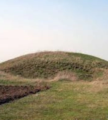 На Миколаївщині прокуратура вимагає повернути державі курган вартістю 14 млн грн
