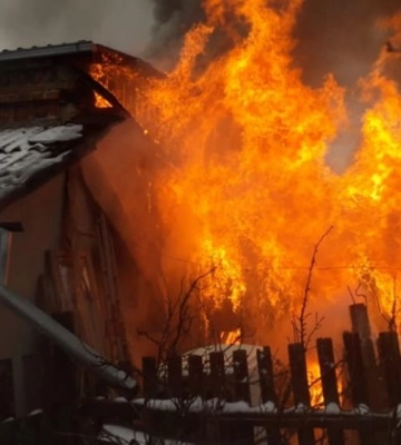 У Сарненському районі в пожежі загинула літня жінка