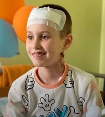 Обломок от вражеского снаряда прошел сквозь мозг: 9-летняя Софийка пережила сверхсложную операцию