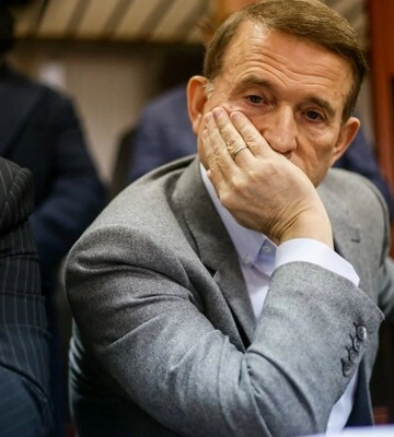 На сайті Ради опубліковані проекти про припинення повноважень чотирьох депутатів На сайті Ради опубліковані проекти про припинення повноважень чотирьох депутатів