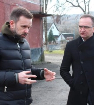 Голова Закарпатської ОВА на Рахівщині відвідав один із комунальних закладів де проживають внутрішньо переміщені особи