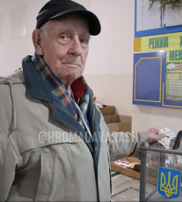 Пенсіонер із Вараша вже втретє пожертвував кошти для ЗСУ