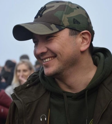 &quot;Счастливый человек&quot;. &quot;Какая жена красивая&quot;. 41-летний Ким восхитил сеть новым семейным фото