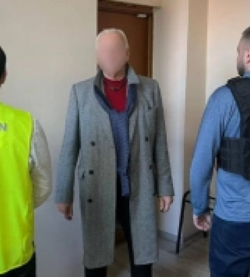 Закарпатські поліцейські притягнули до відповідальності росіянина, який незаконно проживав в Україні