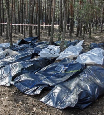 Із масового поховання під Ізюмом залишаються не впізнаними ще 145 тіл