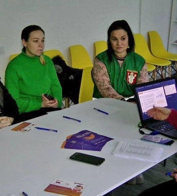 Як у кар&#039;єрному хабі в Луцьку допомагають переселенкам із дітьми