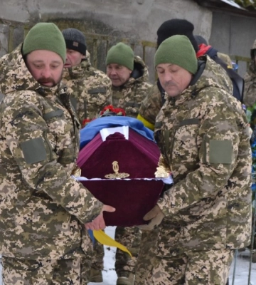 У Глухові попрощались із солдатом Павлом Кириченком