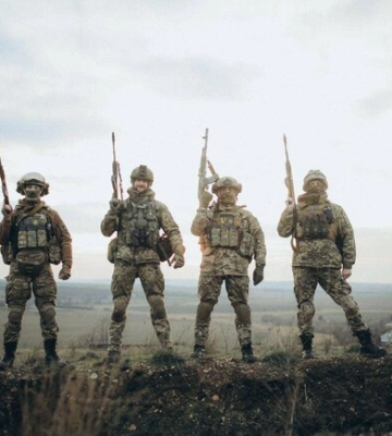 В Україні прийняли Закон, який визнає добровольців ветеранами війни