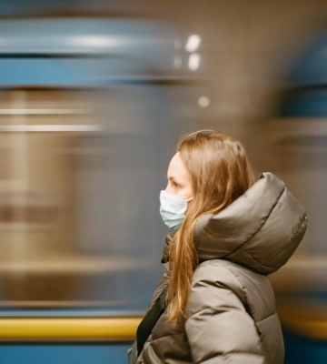 Кияни підтримали перейменування двох станцій і обрали цікаві назви
